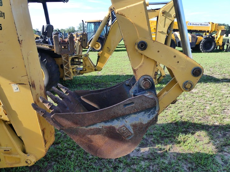 caterpillar-416d-image-6