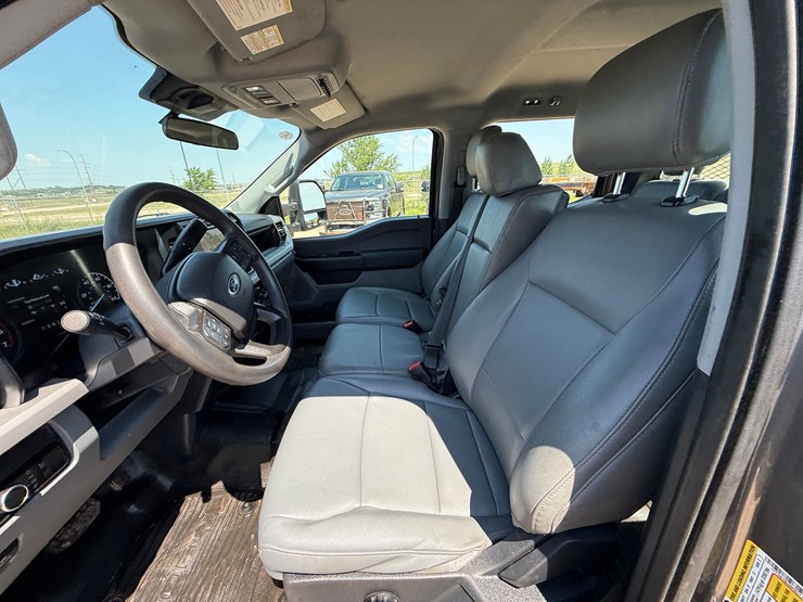 2023-ford-f250-image-15