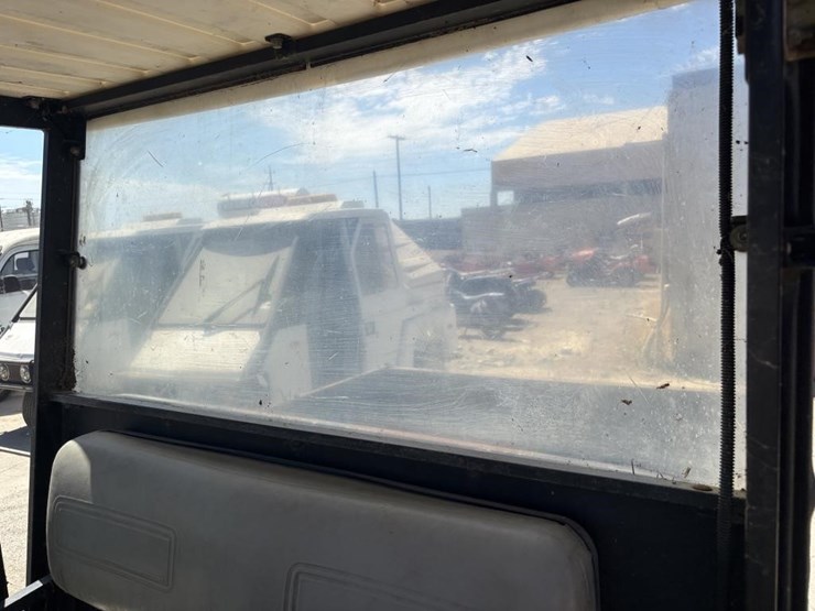 club-car-utility-truck-image-18