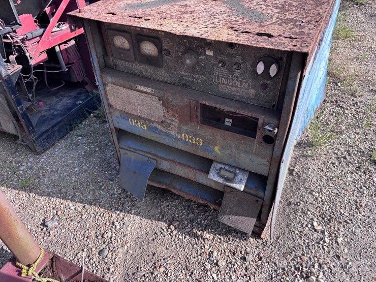 #39062-•-miller-welding-machine-|-for-parts/repairs-image-2