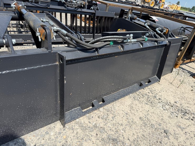#2067-•-unused-jct-84"-skid-steer-grapple-bucket-inv#49887-image-8