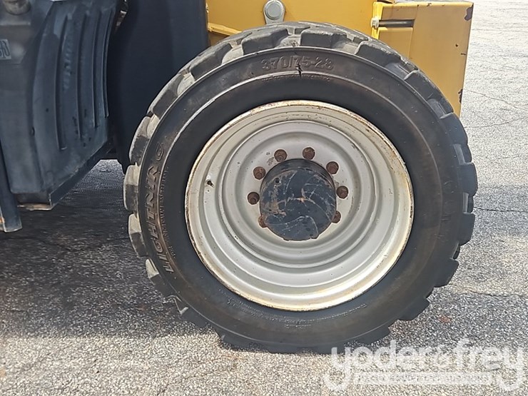 2015-caterpillar-tl943c-image-21