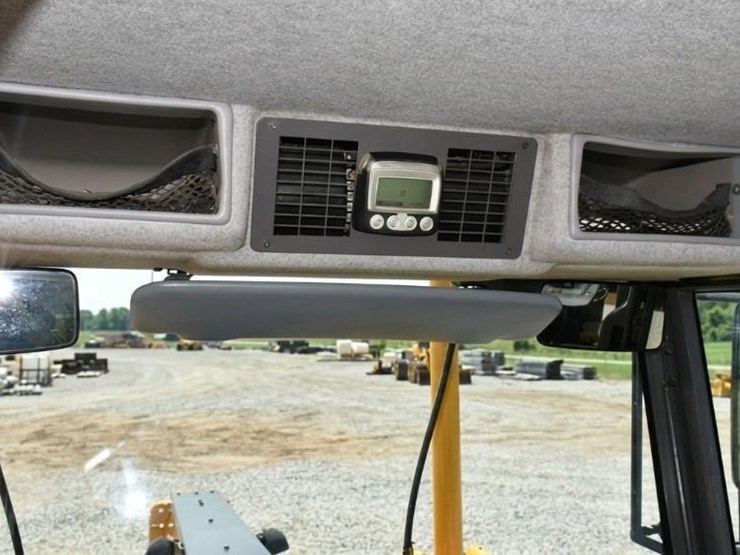 2008-volvo-g940-image-26