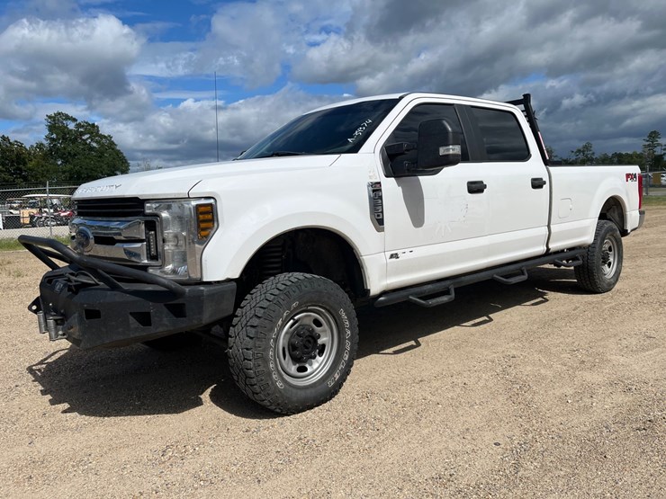 2018-ford-f250-image-1