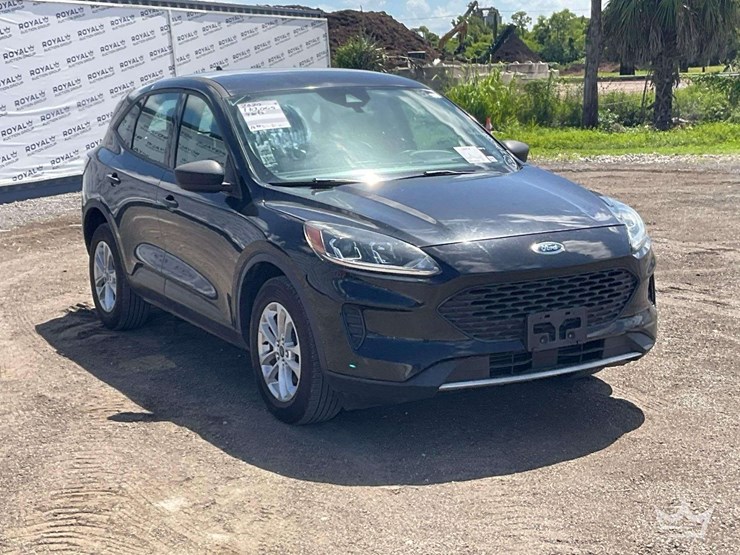 2020-ford-escape-image-2