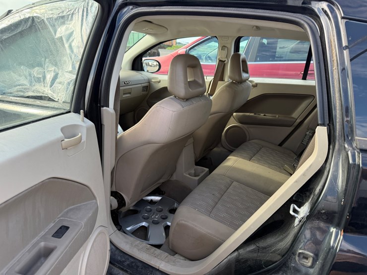 2007-dodge-caliber-image-97