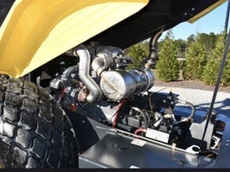 2022-bomag-bw213d-5-image-6