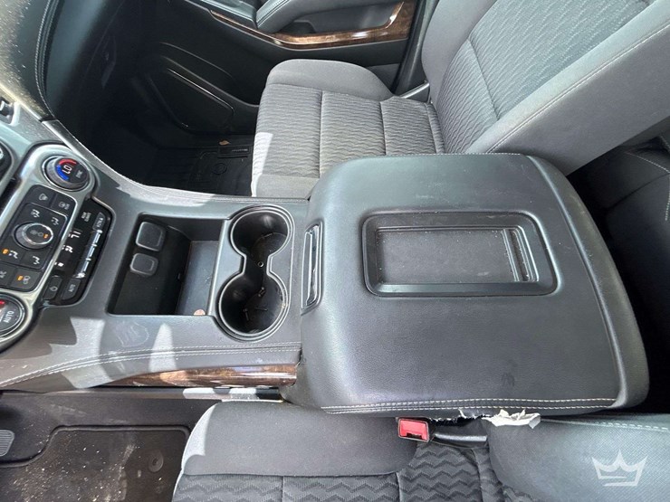 2020-chevrolet-tahoe-image-16