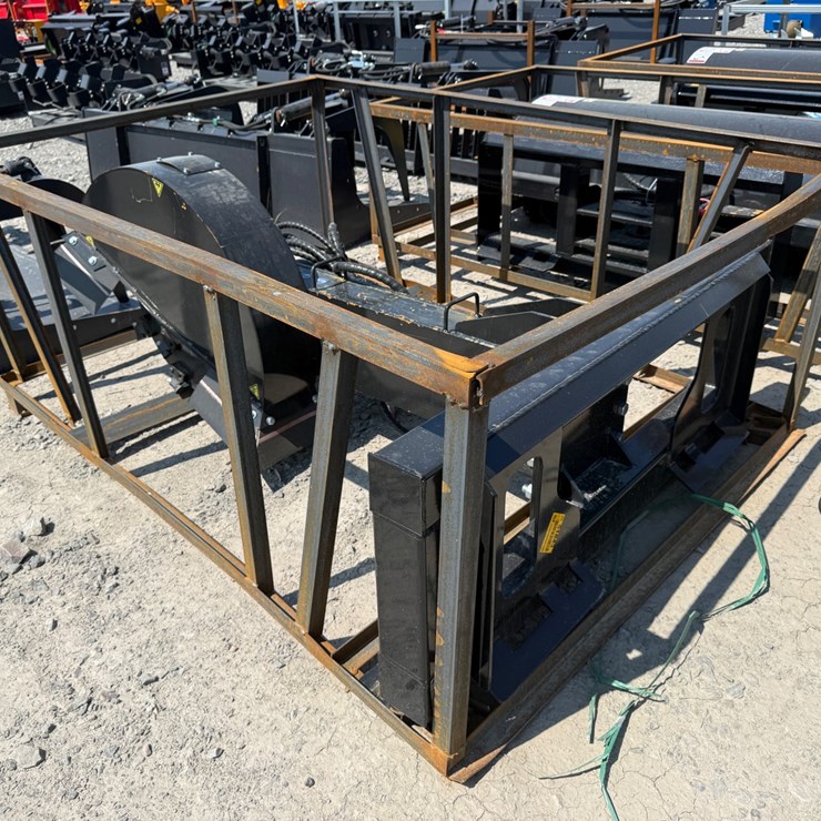 #2069 • Unused Top Cat Ecssstg200 Skid Steer Stump Grinder ECSSSTG20026052301H INV#51843