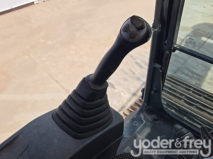 hyundai-hx260l-image-69