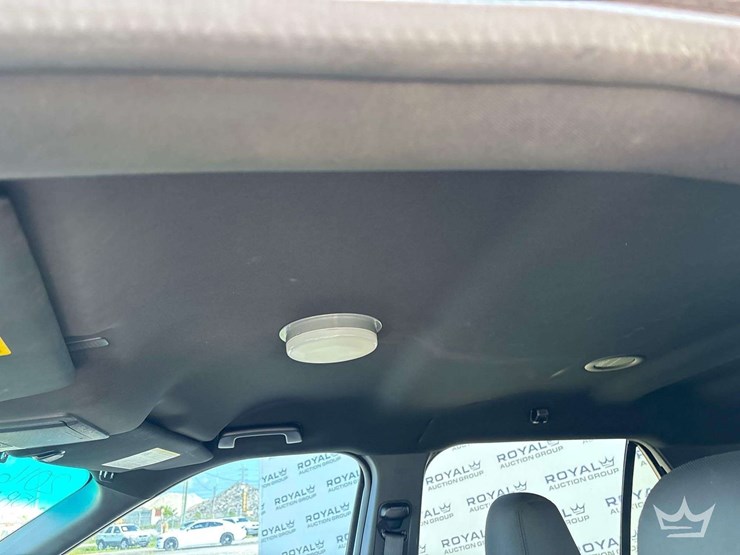 2016-ford-explorer-image-18