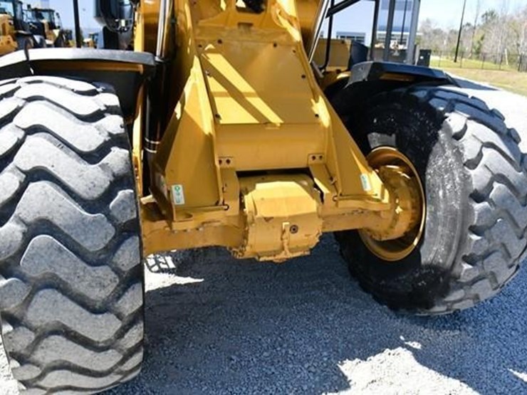 2020-caterpillar-938m-image-40
