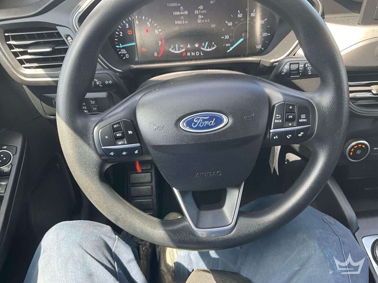 2020-ford-escape-image-19