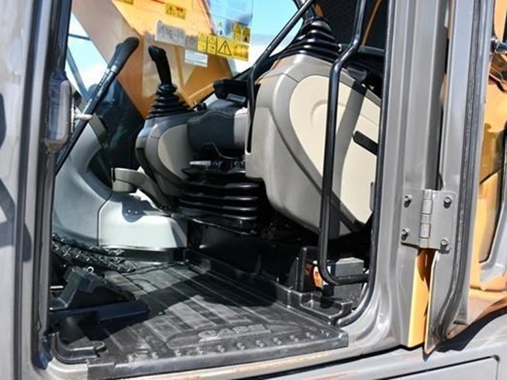 2020-case-cx245dsr-image-19