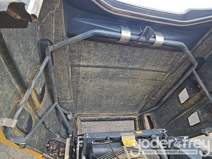 2022-bell-b45e-image-44