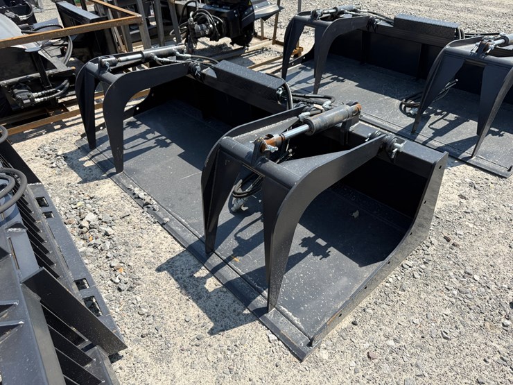 #2067-•-unused-jct-84"-skid-steer-grapple-bucket-inv#49887-image-3