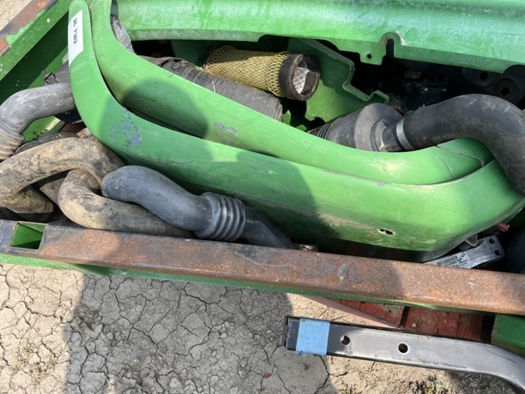 john-deere-gator-image-10