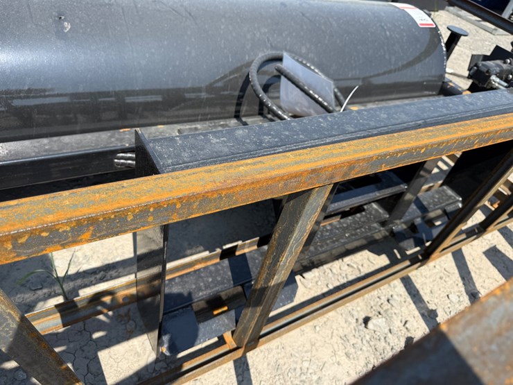 #2070-•-unused-mower-king-ssab72-skid-steer-angle-broom-ssab7226052301h-inv#51834-image-12