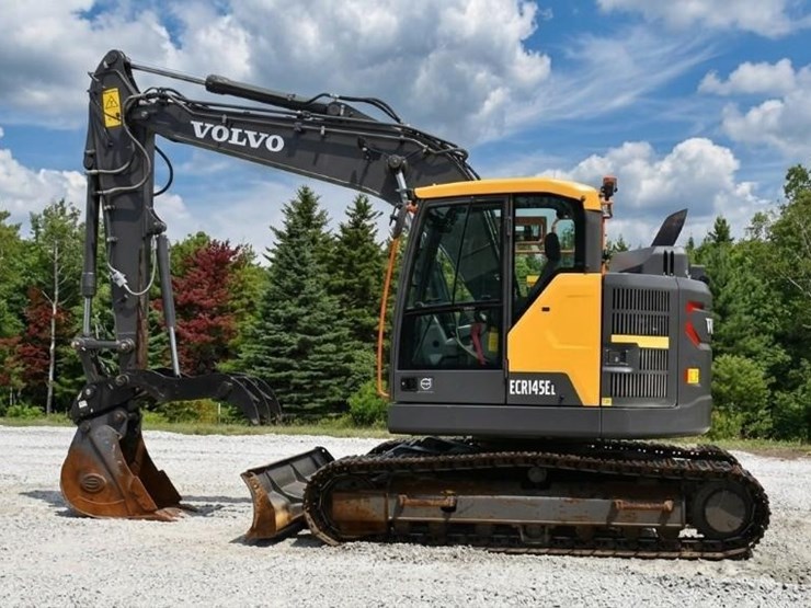 2021-volvo-ecr145el-image-1