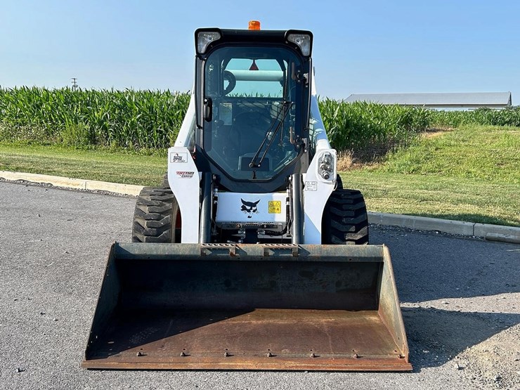 2023-bobcat-s650v2-skid-steer-loader-image-9