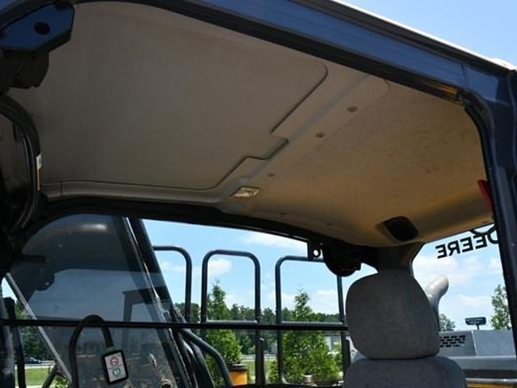 2019-deere-160g-lc-image-24