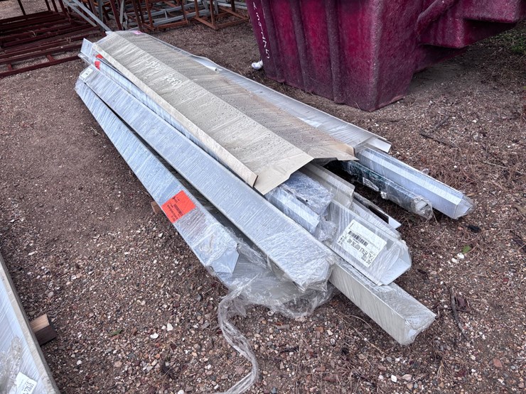 #39361-•-various-galvanized-mini-corner-pieces-image-2