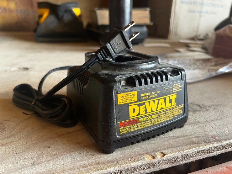 #39137-•-dewalt-18volt-cordless-impact-driver-image-5