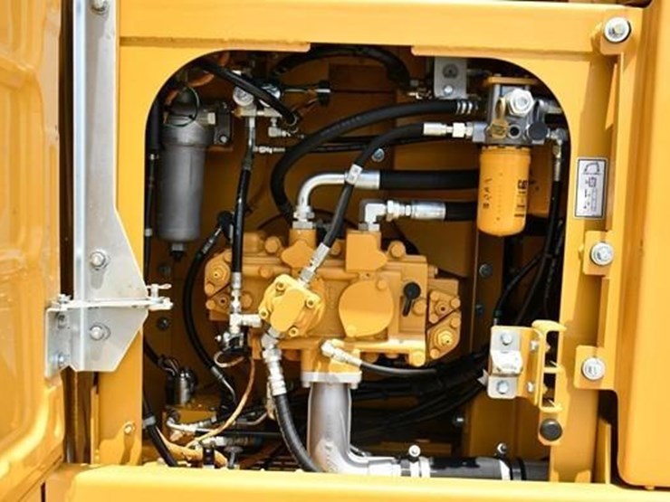 2020-caterpillar-316fl-image-32