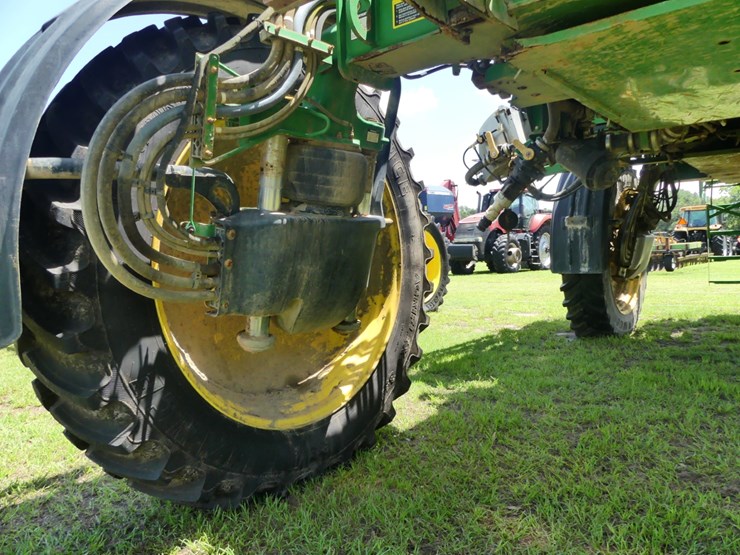 2014-john-deere-r4030-image-6