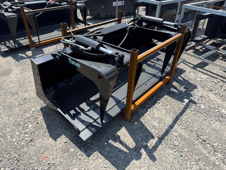 #2064-•-unused-pg772-skid-steer-plate-grabber-cpbzmq2604070-inv#48879-image-3