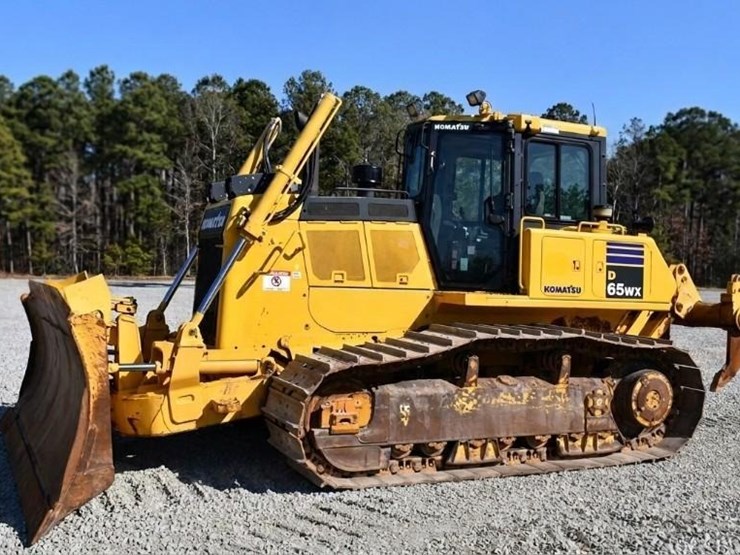 2019-komatsu-d65wx-18-image-4