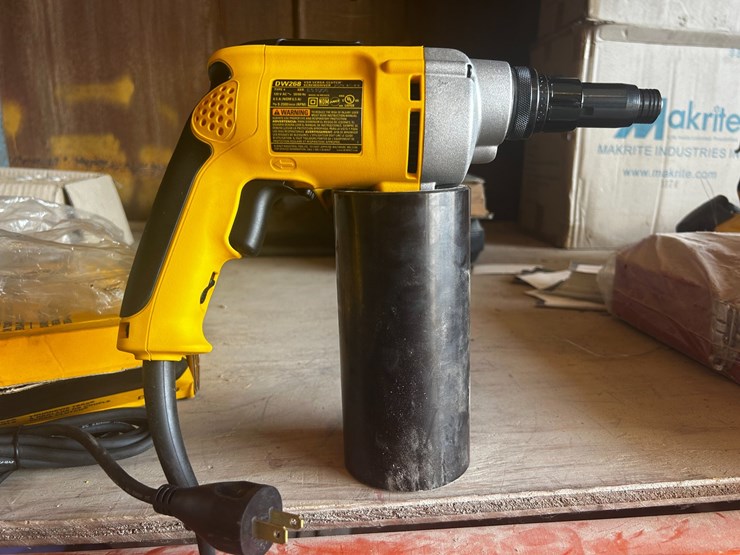 #39133-•-dewalt-screwdriver-image-1