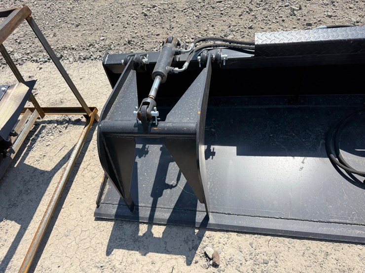 #2068-•-unused-jct-84"-skid-steer-grapple-bucket-inv#49890-image-12