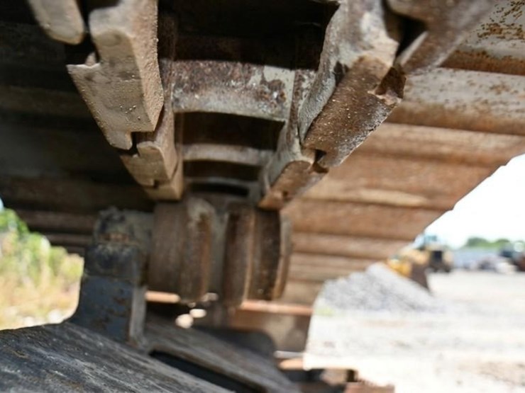 2020-case-cx245dsr-image-16