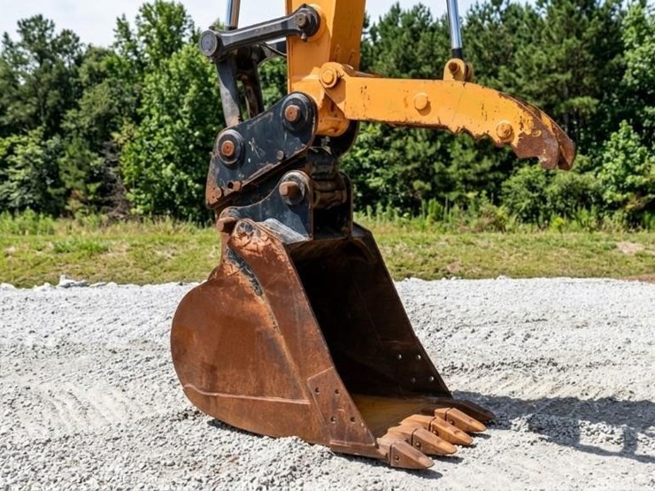 2020-case-cx245dsr-image-5