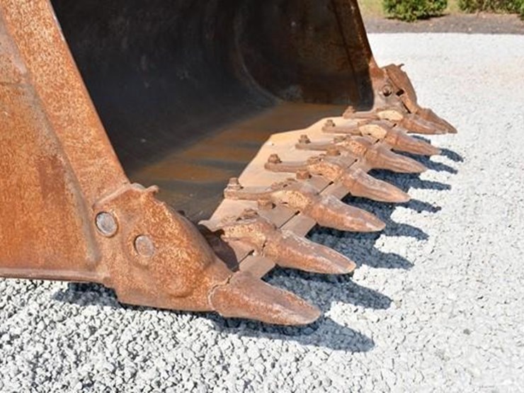 2006-caterpillar-963c-image-18
