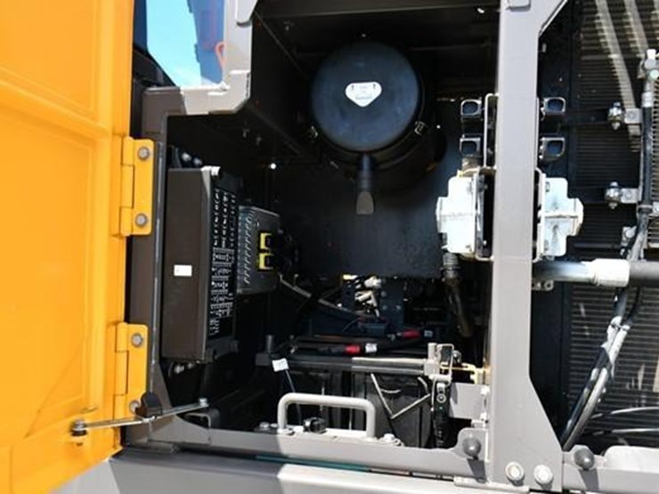 2022-volvo-ec250el-image-12