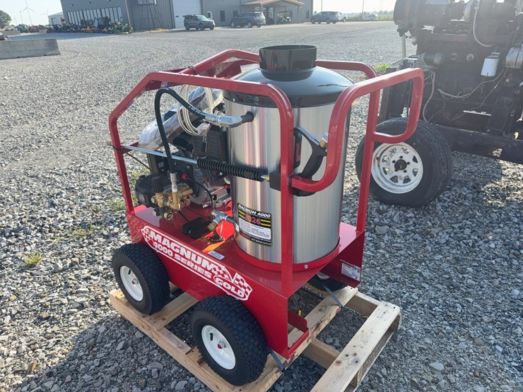 #47178-•-unused-magnum-4000-hot-water-pressure-washer-262577-inv#47178-image-7