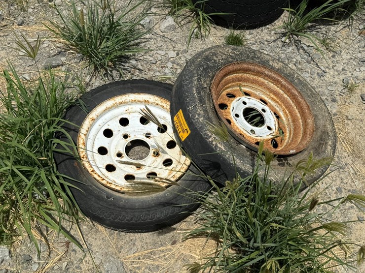 #31637-•-lot-of-(2)-5.30-12-tire-w/-rims-inv#-31637-image-1