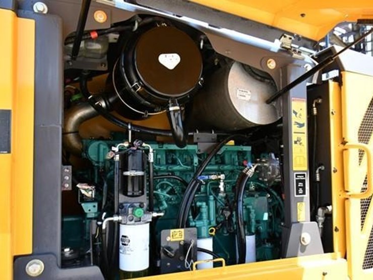 2008-volvo-g940-image-17