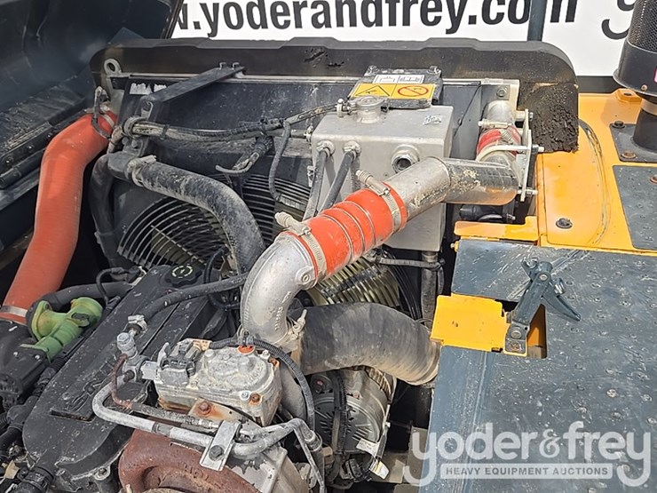 hyundai-hx260l-image-55