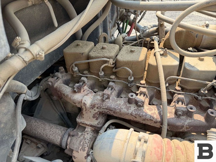 1992-freightliner-fl70-image-38