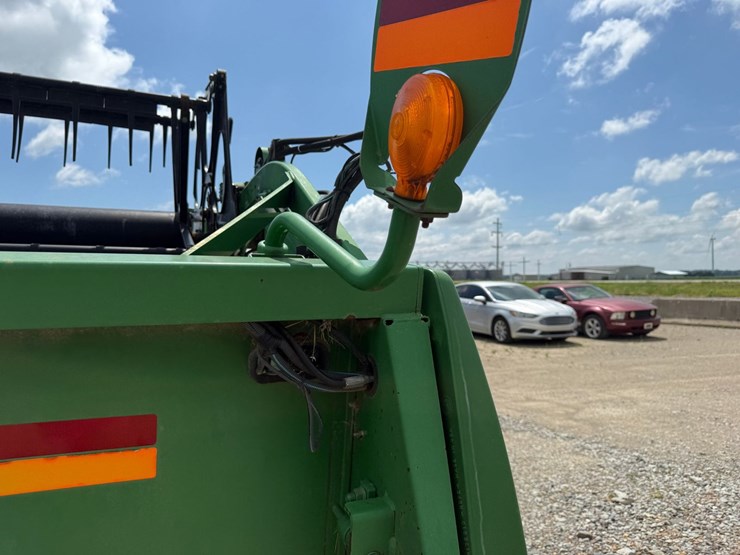 john-deere-630f-image-42