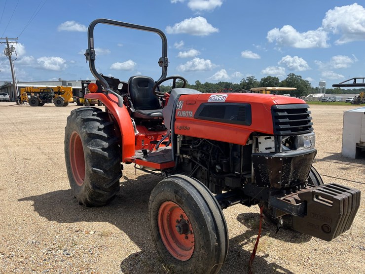 kubota-l3830-image-2