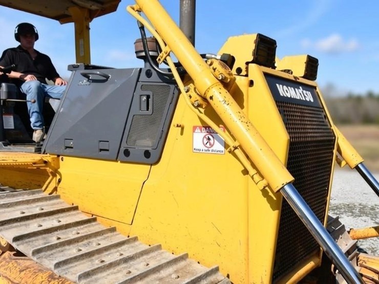 2006-komatsu-d65ex-image-27