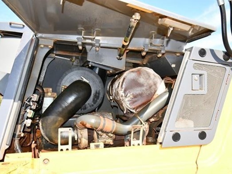 2006-komatsu-d65ex-image-28