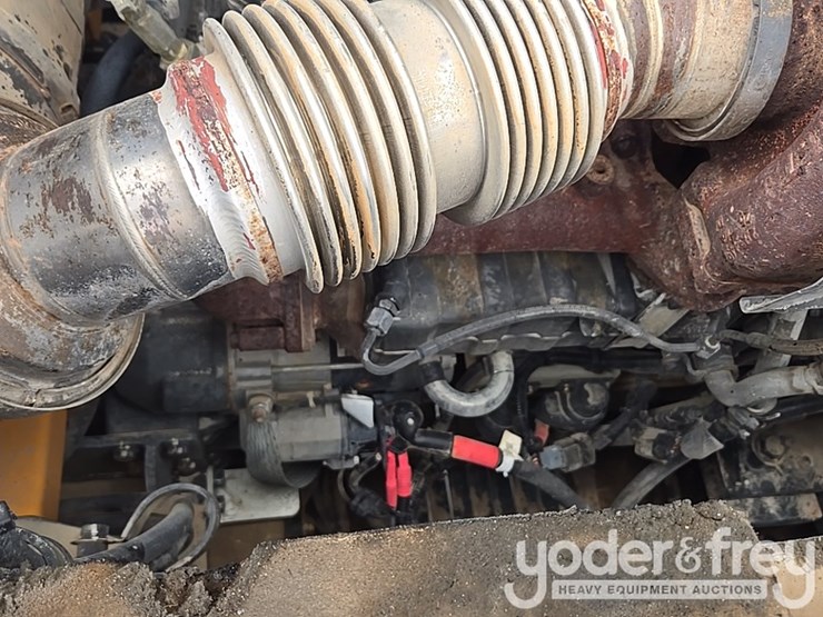 hyundai-hx260l-image-52