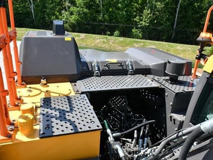 2022-volvo-ec250el-image-40