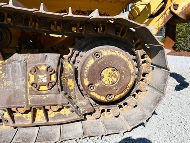 2019-komatsu-d65wx-18-image-12