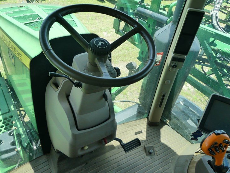 2014-john-deere-r4030-image-23